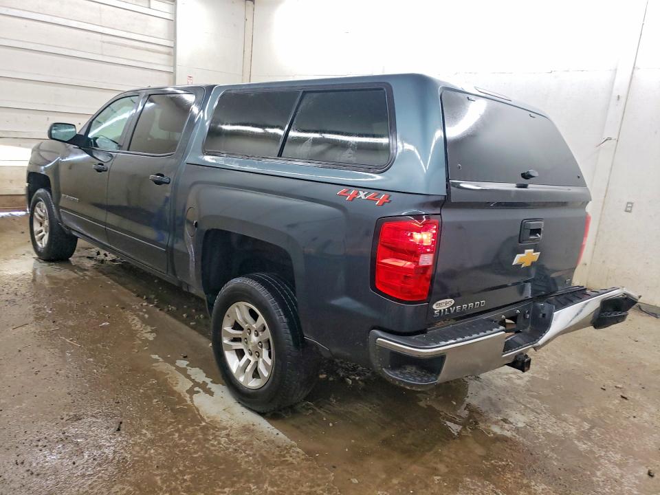 Продажа на аукционе авто 2018 Chevrolet Silverado, vin: 3GCUKREC5JG275069, номер лота: 52150406