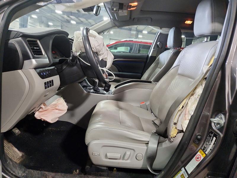 52858966 :رقم المزاد ، 5TDDKRFH7FS084031 vin ، 2015 Toyota Highlander مزاد بيع