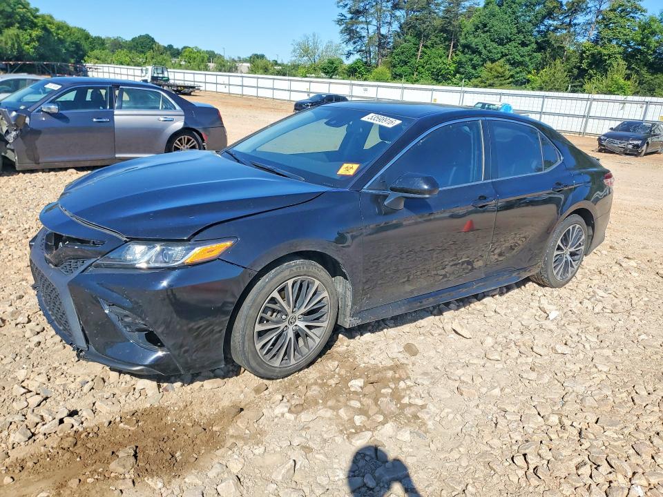 53598916 :رقم المزاد ، 4T1G11AK6LU509889 vin ، 2020 Toyota Camry مزاد بيع