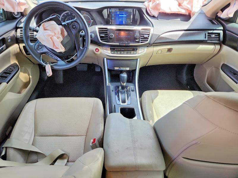 55020016 :رقم المزاد ، 1HGCR2F82FA248069 vin ، 2015 Honda Accord مزاد بيع