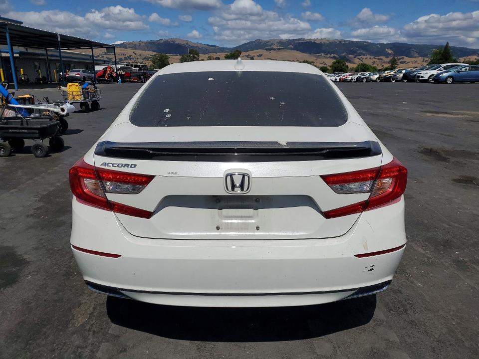 54816276 :رقم المزاد ، 1HGCV1F15MA050611 vin ، 2021 Honda Accord مزاد بيع