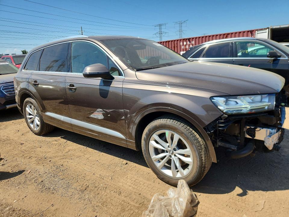 55016176 :رقم المزاد ، WA1LHAF76JD028132 vin ، 2018 Audi Q7 مزاد بيع