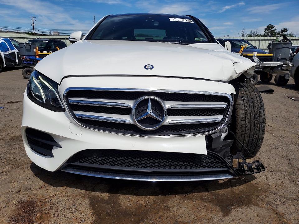 54778756 :رقم المزاد ، WDDZF4KBXHA201878 vin ، 2017 Mercedes-benz E مزاد بيع