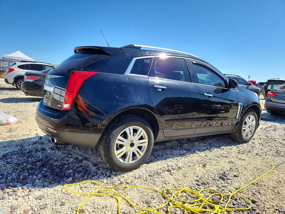 53400806 :رقم المزاد ، 3GYFNBE38GS500821 vin ، 2016 Cadillac Srx مزاد بيع