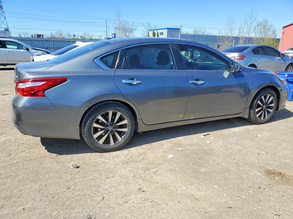 52771196 :رقم المزاد ، 1N4AL3AP8HN334001 vin ، 2017 Nissan Altima مزاد بيع