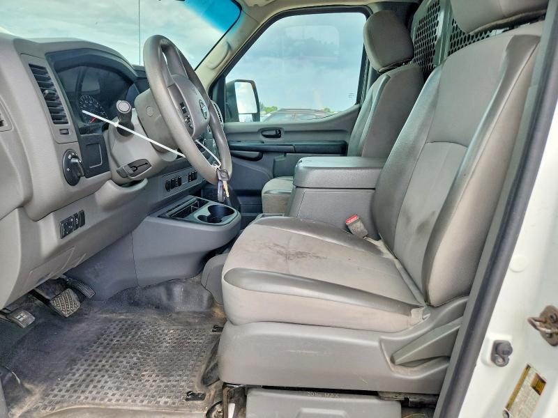 55374346 :رقم المزاد ، 1N6BF0KY6HN804499 vin ، 2017 Nissan Nv مزاد بيع