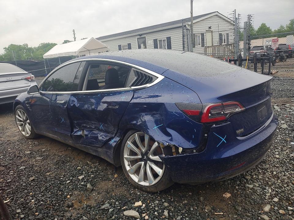 Продаж на аукціоні авто 2018 Tesla Model 3, vin: 5YJ3E1EBXJF117506, номер лоту: 52383766