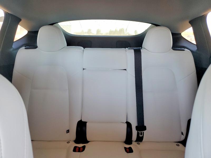 2025 Tesla Model Y მანქანა იყიდება აუქციონზე, vin: 7SAYGDED0SA377272, აუქციონის ნომერი: 53267206