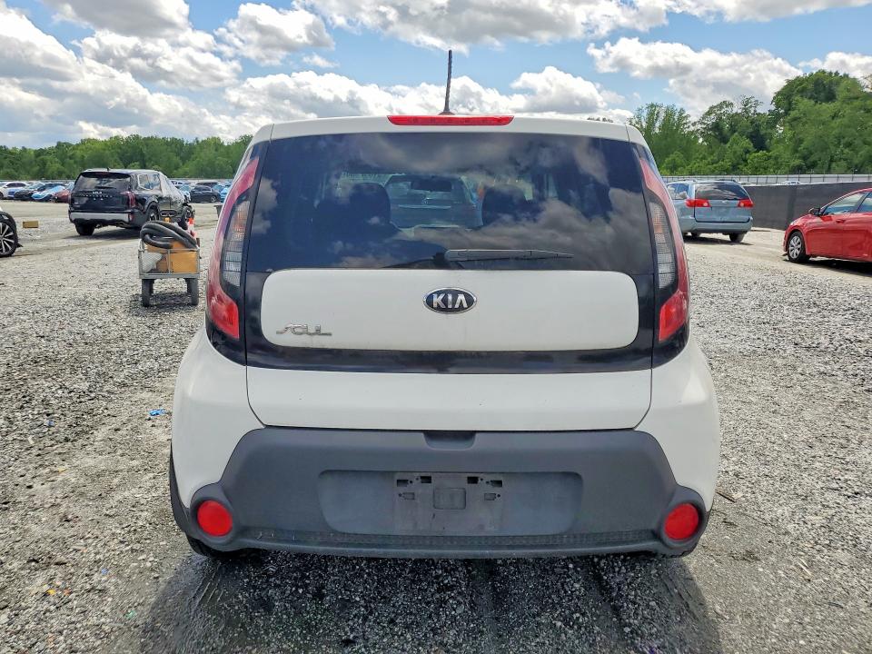 51892886 :رقم المزاد ، KNDJN2A22F7130380 vin ، 2015 Kia Soul مزاد بيع