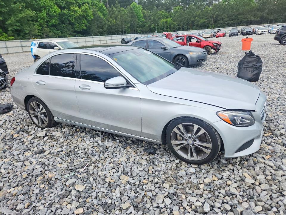 52845966 :رقم المزاد ، 55SWF4JB8HU188603 vin ، 2017 Mercedes-benz C مزاد بيع