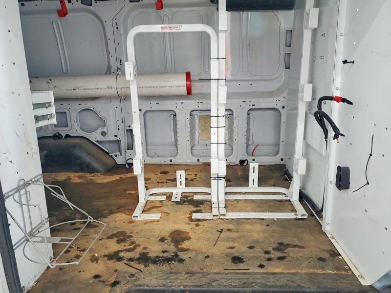 Продаж на аукціоні авто 2015 Ford Transit, vin: 1FTNE1ZM7FKA30130, номер лоту: 52955316