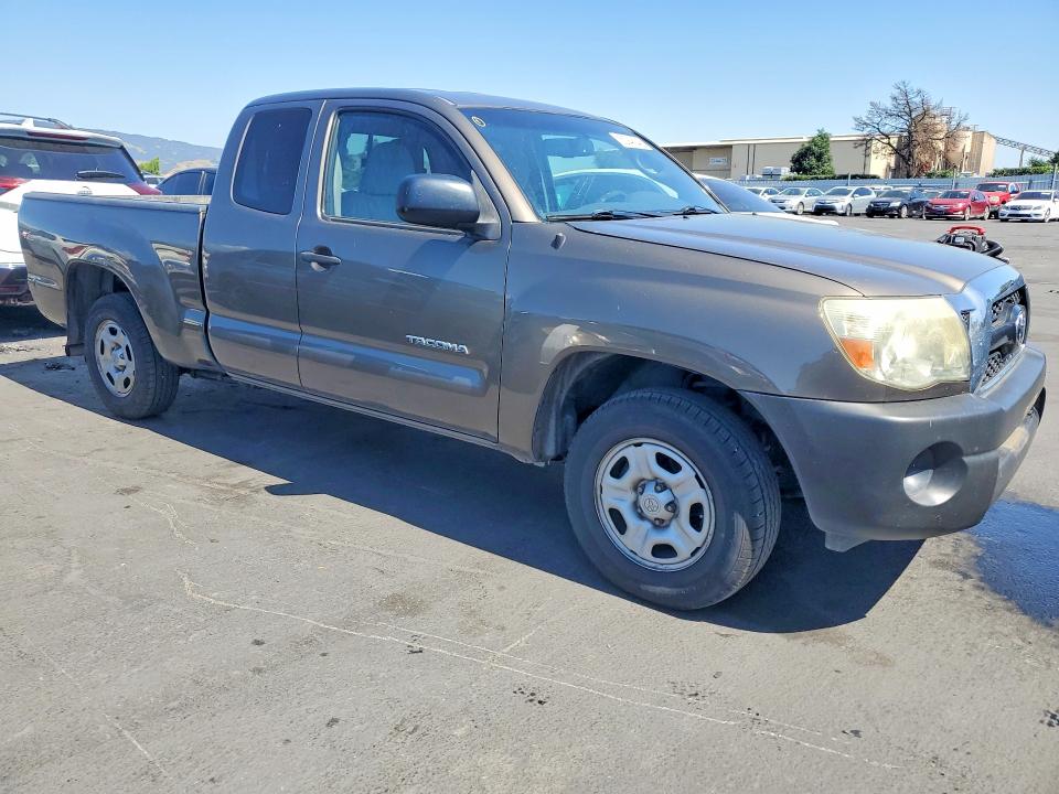 52948246 :رقم المزاد ، 5TFTX4CN6BX003518 vin ، 2011 Toyota Tacoma مزاد بيع