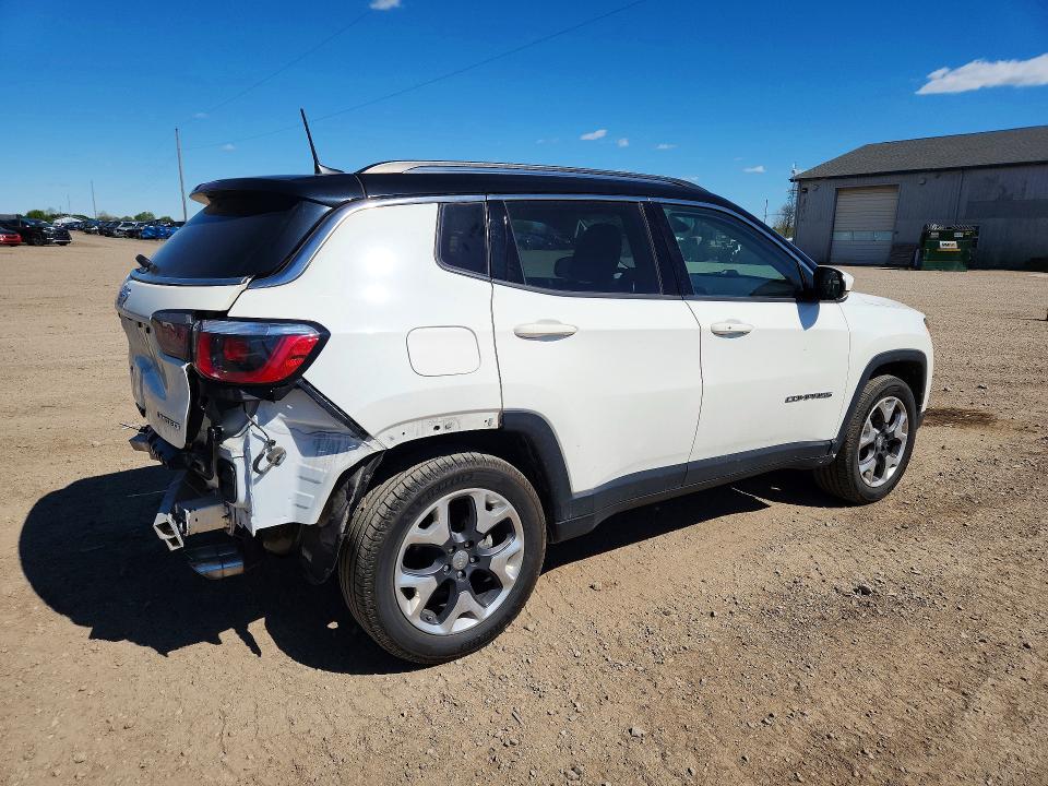 53522996 :رقم المزاد ، 3C4NJDCB0JT372529 vin ، 2018 Jeep Compass مزاد بيع