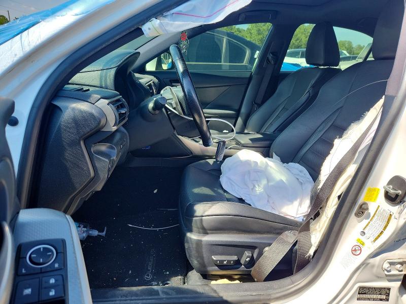 51640536 :رقم المزاد ، JTHBA1D25J5062455 vin ، 2018 Lexus Is مزاد بيع