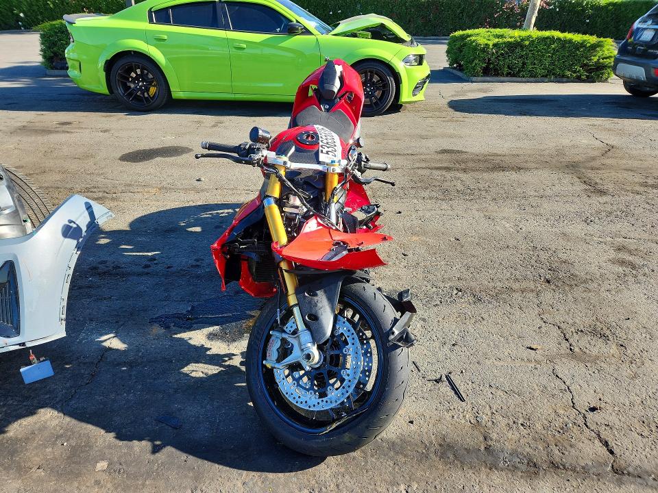 Продаж на аукціоні авто 2025 Ducati Panigale, vin: ZDMHAU8T9SB001276, номер лоту: 53655836
