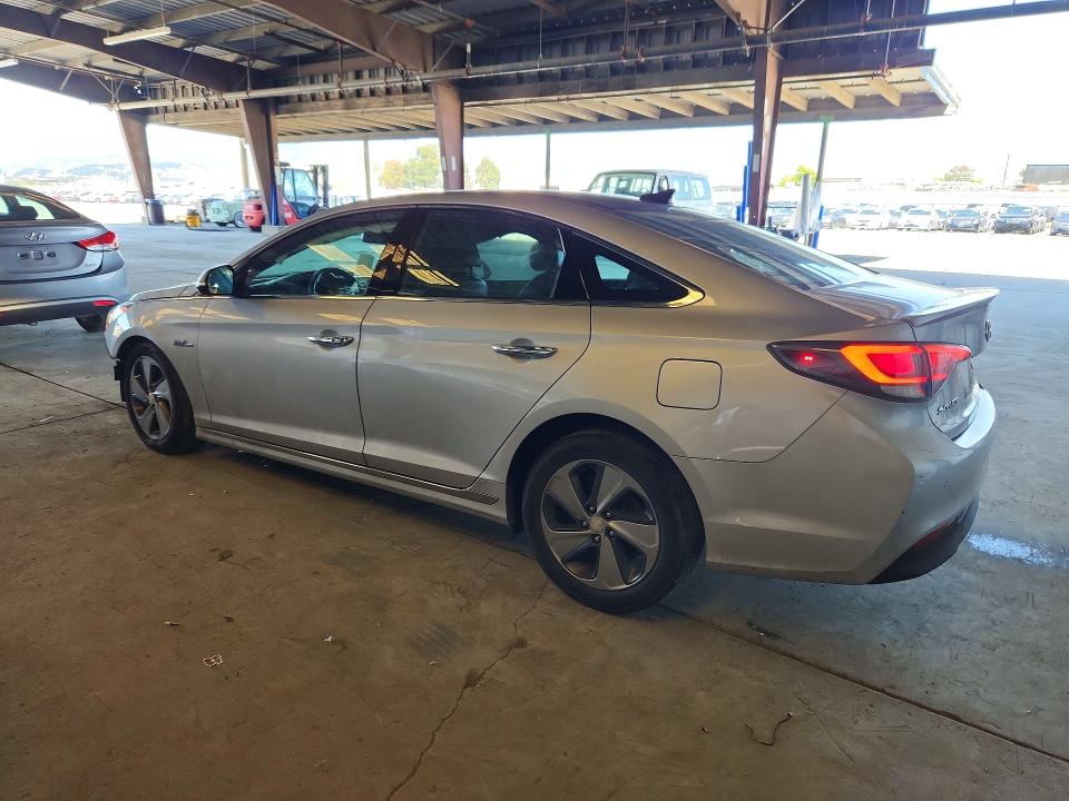 2016 Hyundai Sonata Hybrid მანქანა იყიდება აუქციონზე, vin: KMHE34L15GA031639, აუქციონის ნომერი: 53086816