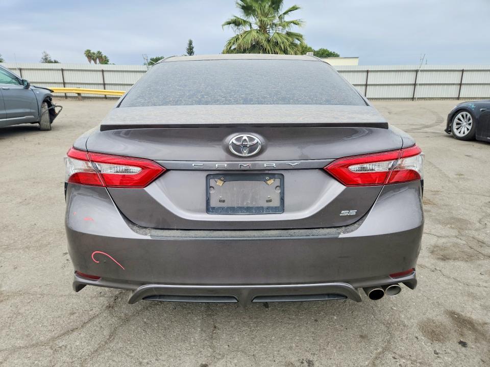 Продажа на аукционе авто 2018 Toyota Camry, vin: 4T1B11HK7JU623185, номер лота: 54723706