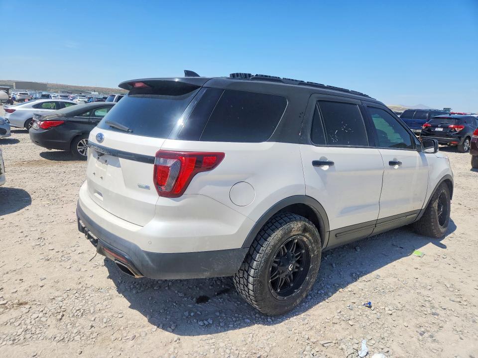 52830796 :رقم المزاد ، 1FM5K8GT9HGA93548 vin ، 2017 Ford Explorer مزاد بيع