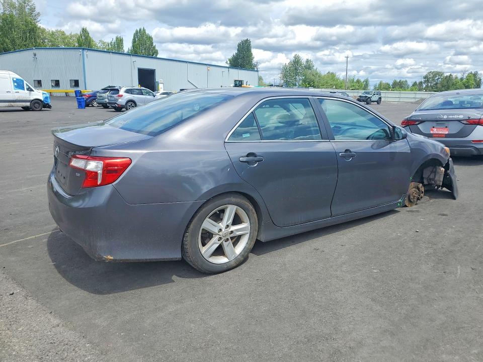 2014 Toyota Camry მანქანა იყიდება აუქციონზე, vin: 4T1BF1FKXEU813198, აუქციონის ნომერი: 53901406
