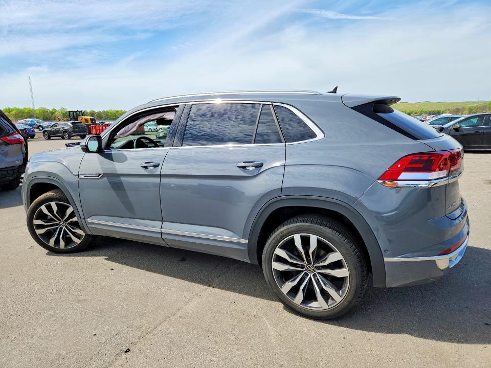54635696 :رقم المزاد ، 1V2FE2CA2PC215155 vin ، 2023 Volkswagen Atlas Cross Sport مزاد بيع