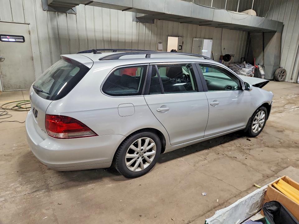 52510726 :رقم المزاد ، 3VWPP7AJ2EM602331 vin ، 2014 Volkswagen Jetta مزاد بيع