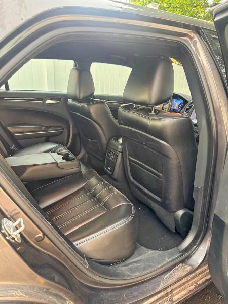 2020 Chrysler 300 მანქანა იყიდება აუქციონზე, vin: 2C3CCABG5LH158682, აუქციონის ნომერი: 55363376