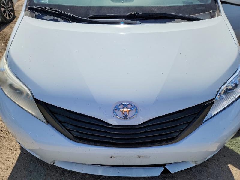 2017 Toyota Sienna მანქანა იყიდება აუქციონზე, vin: 5TDZZ3DC9HS854013, აუქციონის ნომერი: 49710546