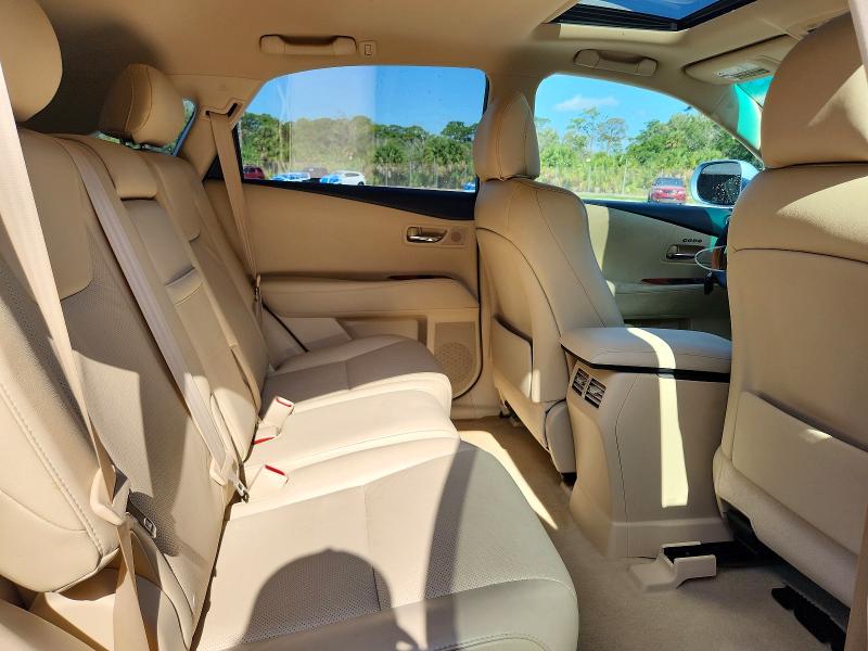 53050496 :رقم المزاد ، 2T2ZK1BA8BC048718 vin ، 2011 Lexus Rx مزاد بيع