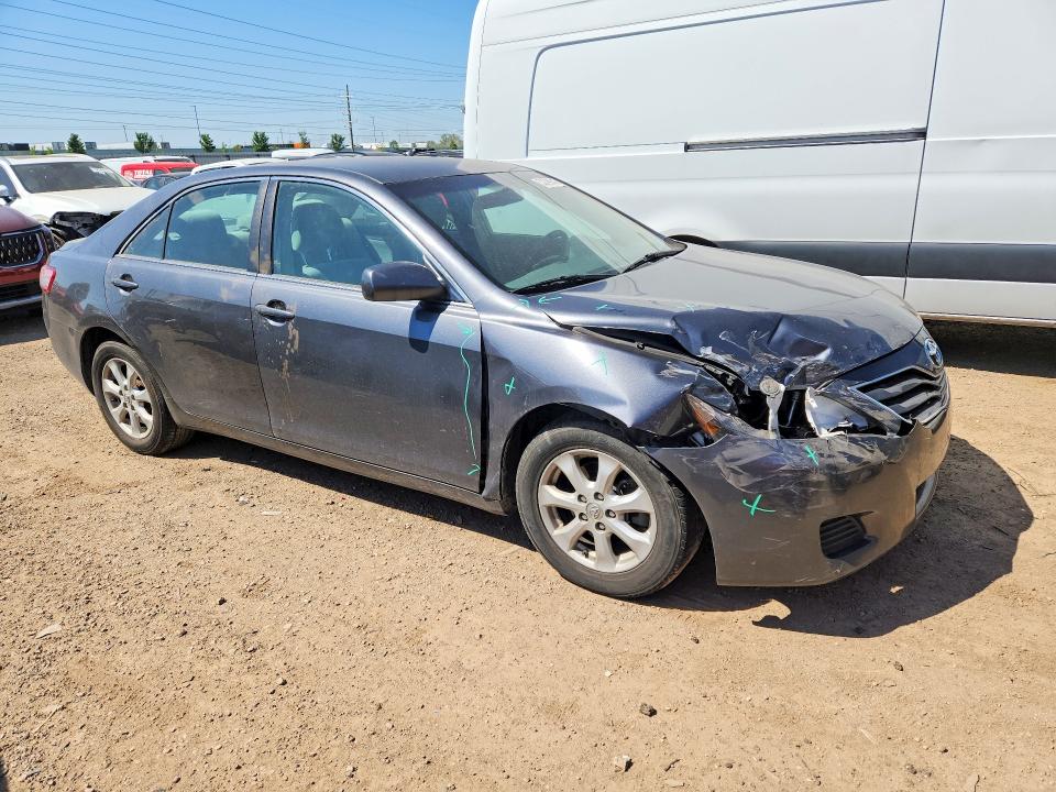 2011 Toyota Camry მანქანა იყიდება აუქციონზე, vin: 4T1BF3EK6BU687365, აუქციონის ნომერი: 53799746