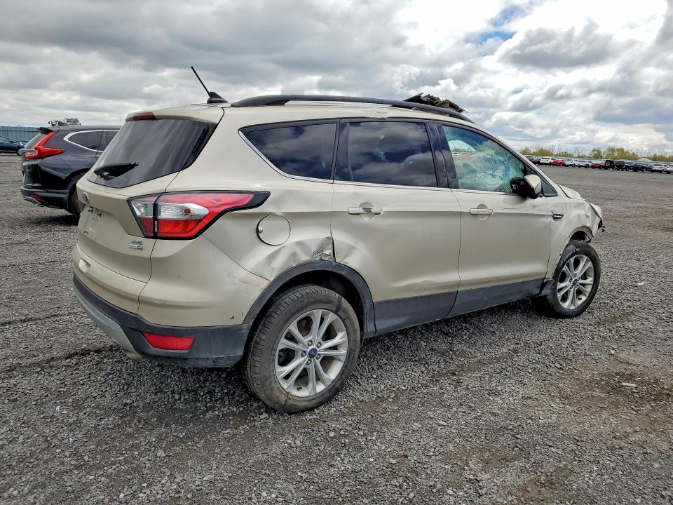 2018 Ford Escape მანქანა იყიდება აუქციონზე, vin: 1FMCU9HD3JUB31765, აუქციონის ნომერი: 53948016