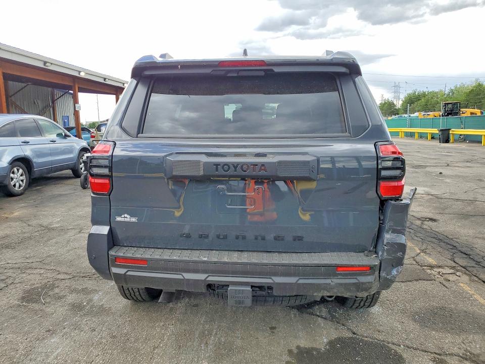 55624416 :رقم المزاد ، JTEVA5BR7S5071192 vin ، 2025 Toyota 4runner مزاد بيع