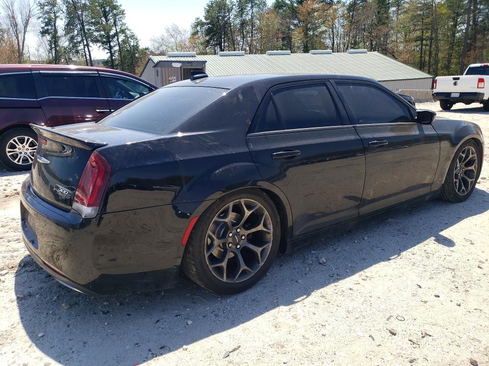 Продаж на аукціоні авто 2016 Chrysler 300, vin: 2C3CCABG7GH229886, номер лоту: 52036126
