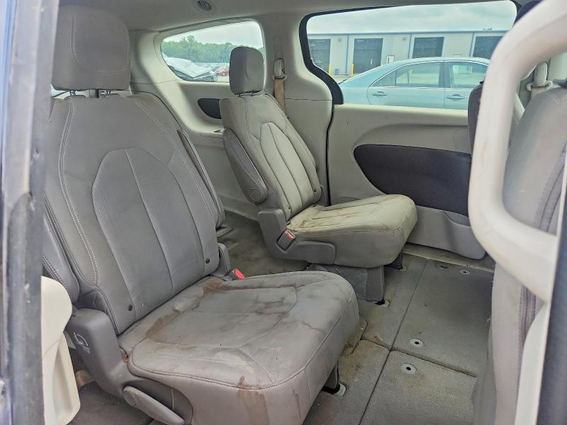 54264956 :رقم المزاد ، 2C4RC1DG8HR642852 vin ، 2017 Chrysler Pacifica مزاد بيع