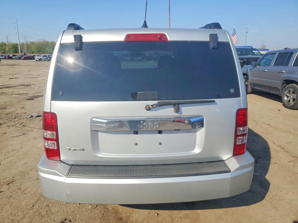 52563236 :رقم المزاد ، 1C4PJMAK5CW186543 vin ، 2012 Jeep Liberty مزاد بيع