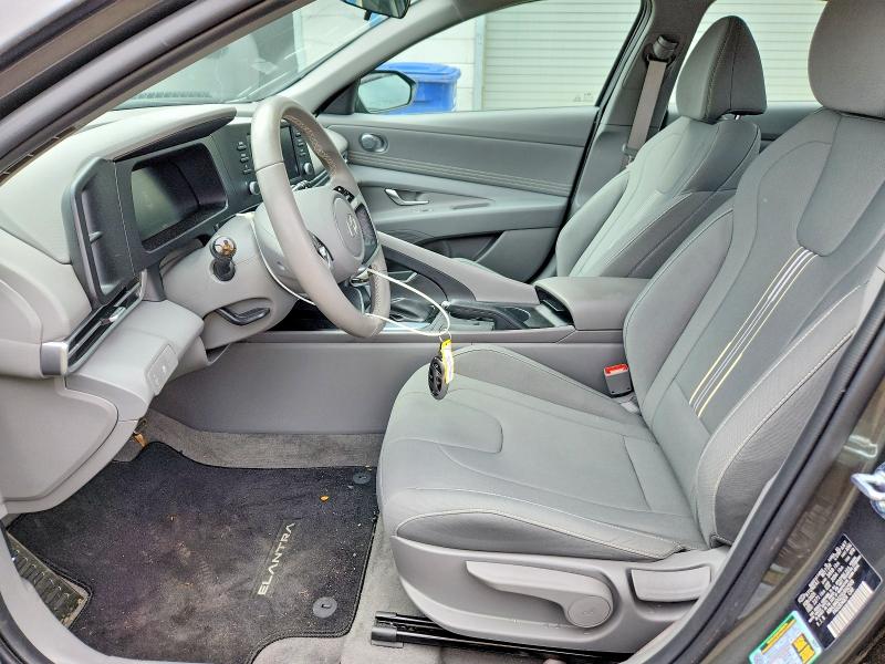 2025 Hyundai Elantra მანქანა იყიდება აუქციონზე, vin: KMHLM4DG2SU992908, აუქციონის ნომერი: 53921296
