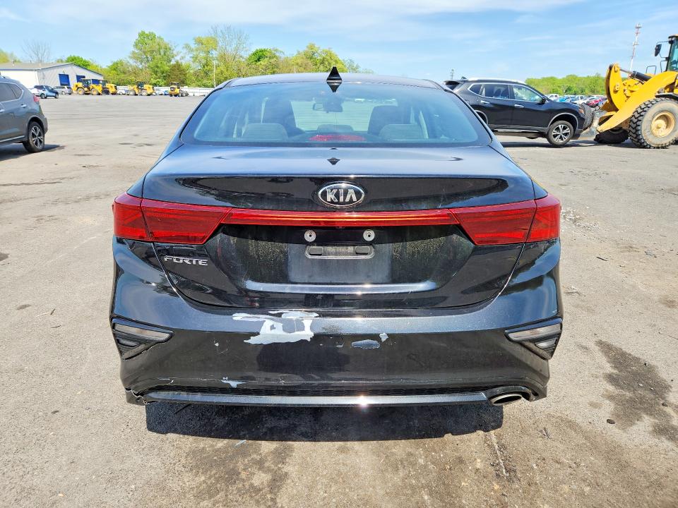 2020 Kia Forte მანქანა იყიდება აუქციონზე, vin: 3KPF24AD6LE224365, აუქციონის ნომერი: 51855036