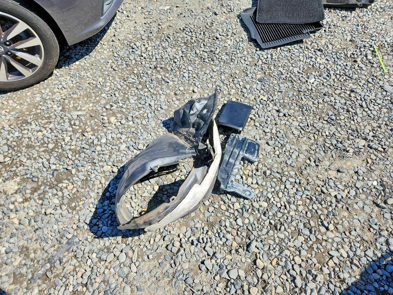 2015 Toyota Corolla მანქანა იყიდება აუქციონზე, vin: 5YFBPRHE6FP360400, აუქციონის ნომერი: 54922086