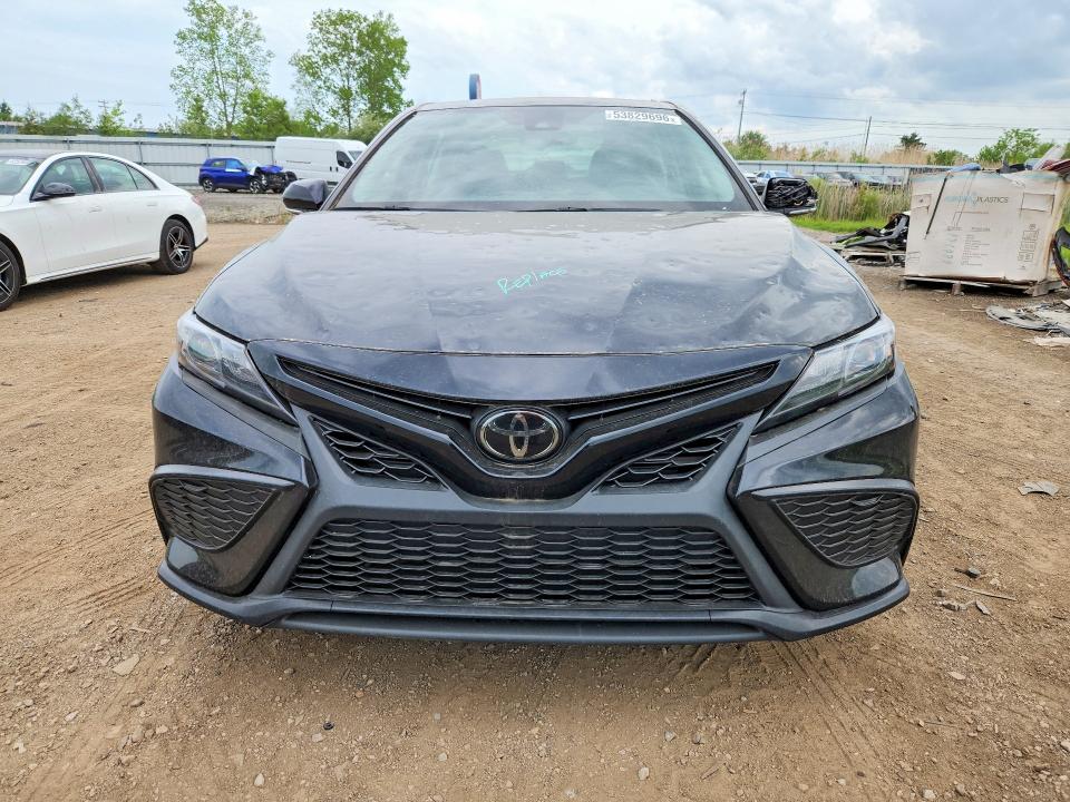 53829696 :رقم المزاد ، 4T1G11AK5PU749098 vin ، 2023 Toyota Camry مزاد بيع