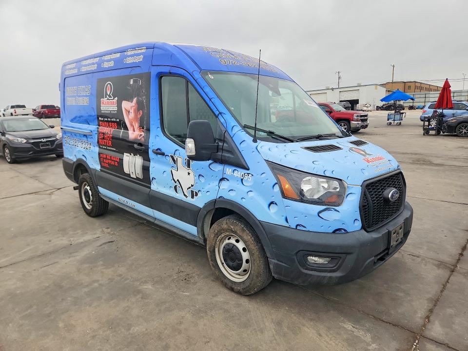 53446146 :رقم المزاد ، 1FTBR1CG7MKA98757 vin ، 2021 Ford Transit مزاد بيع