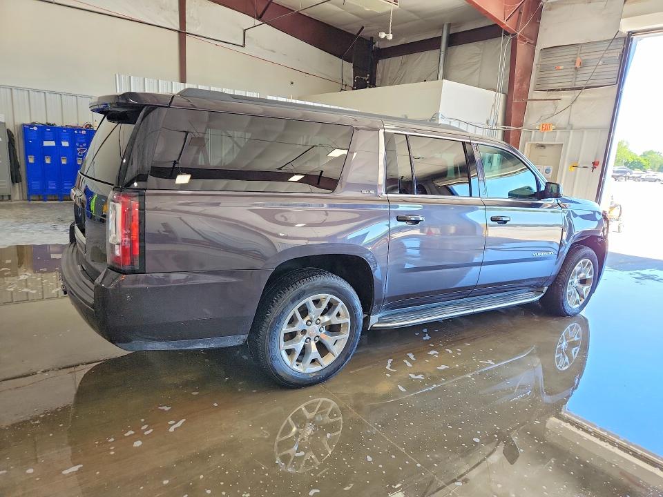 53304136 :رقم المزاد ، 1GKS2GKC2FR203323 vin ، 2015 Gmc Yukon Xl مزاد بيع