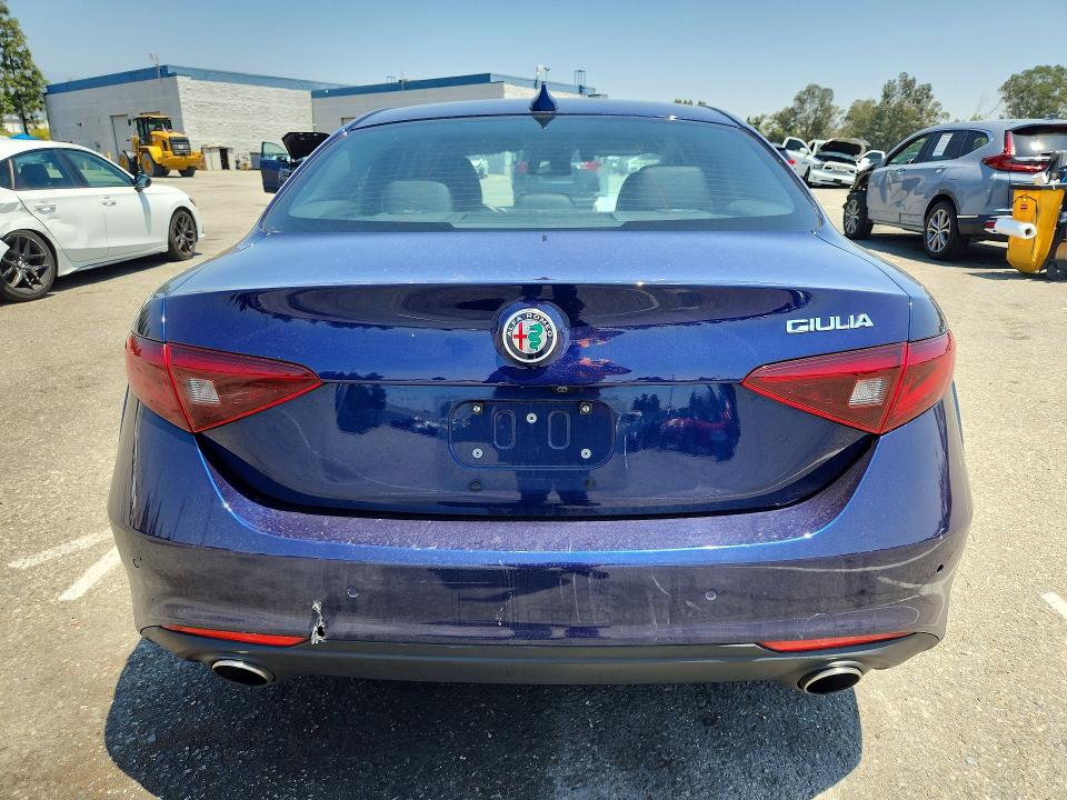 2019 Alfa Romeo Giulia მანქანა იყიდება აუქციონზე, vin: ZARFAMBNXK7604078, აუქციონის ნომერი: 52748816