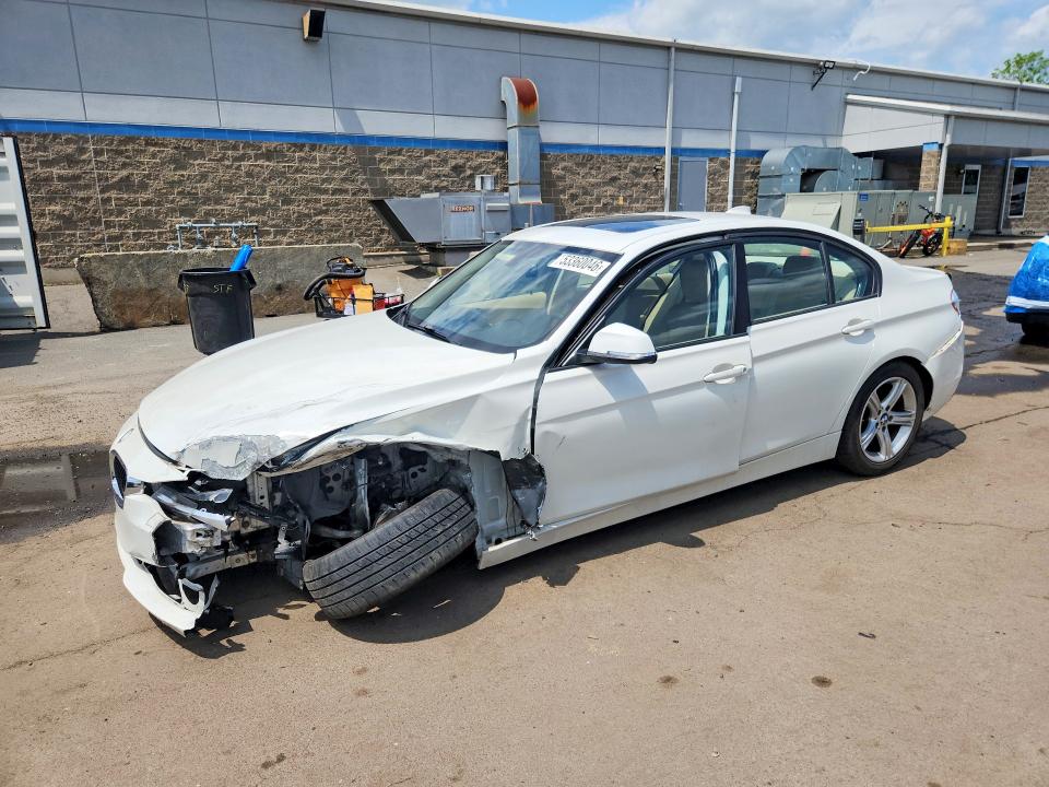 53360046 :رقم المزاد ، WBA3C3C50DF978706 vin ، 2013 Bmw 320 مزاد بيع