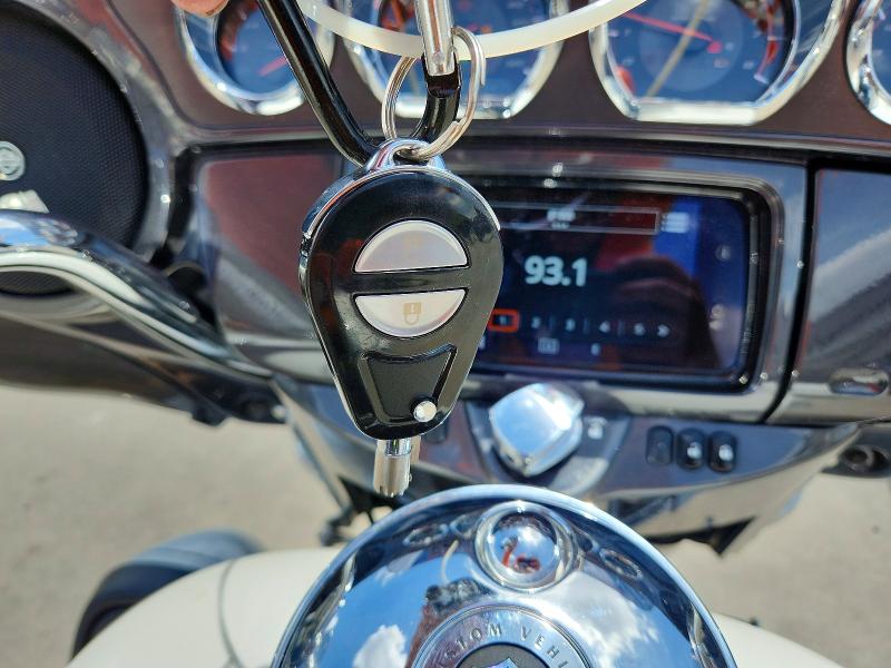 55298086 :رقم المزاد ، 1HD1TBH11LB957233 vin ، 2020 Harley Davidson Flhtcutgse مزاد بيع