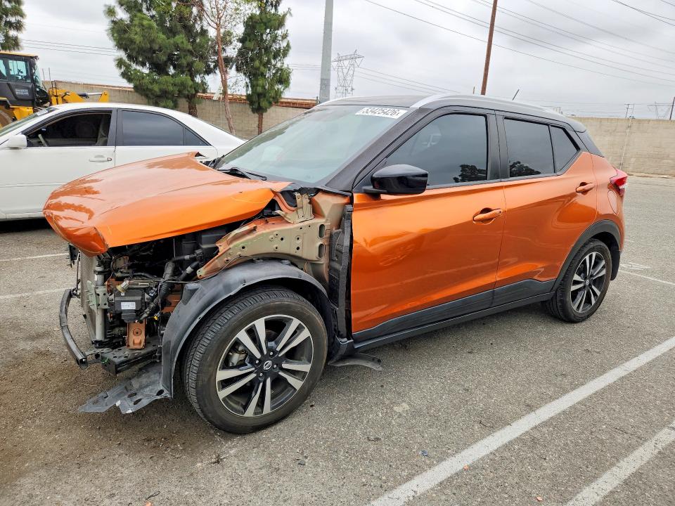53425426 :رقم المزاد ، 3N1CP5CV2LL491789 vin ، 2020 Nissan Kicks مزاد بيع