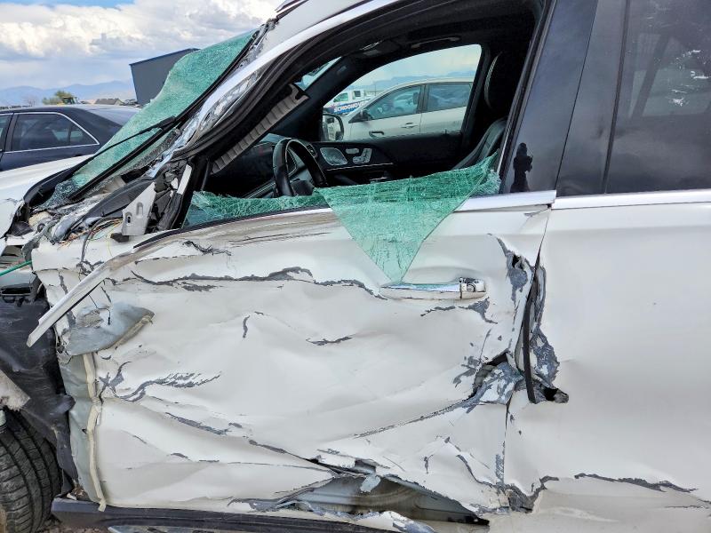 Продажа на аукционе авто 2020 Mercedes-benz Gle, vin: 4JGFB5KB8LA126729, номер лота: 52308646