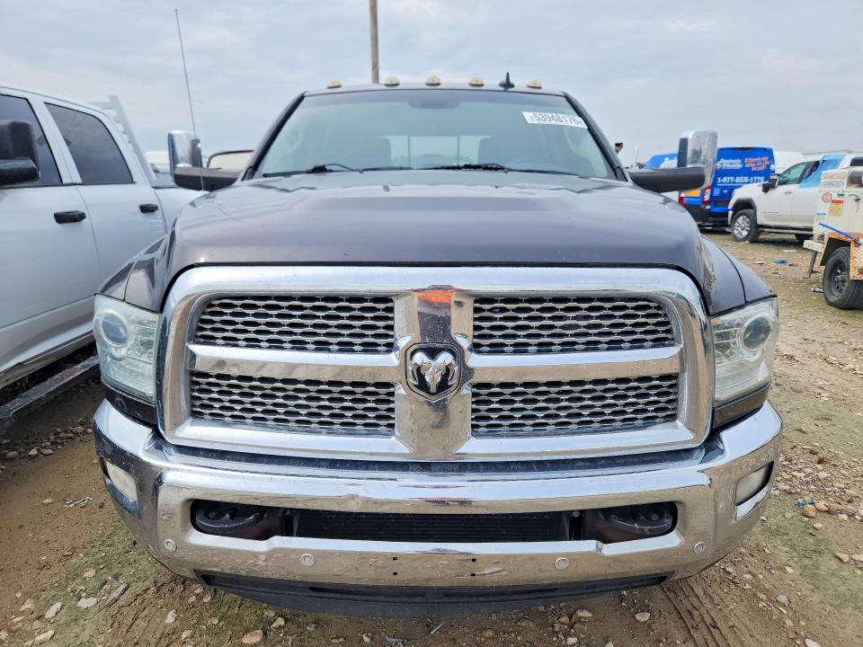 53948176 :رقم المزاد ، 3C63RRJL3JG220222 vin ، 2018 Ram 3500 مزاد بيع