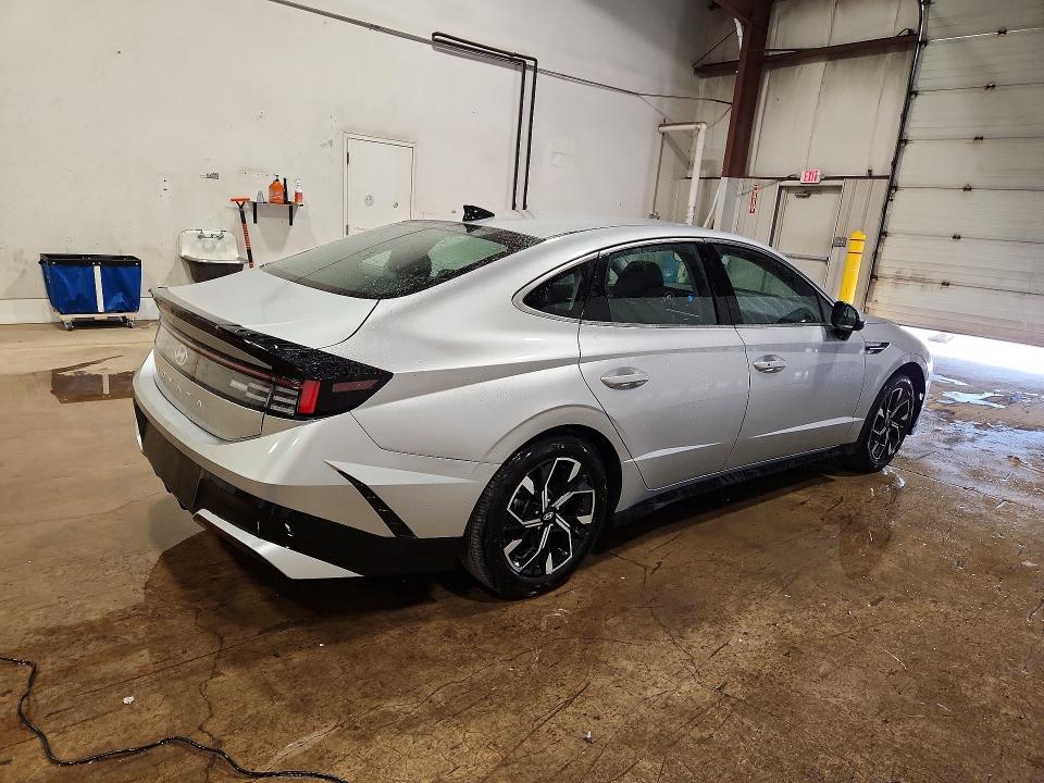 Продажа на аукционе авто 2025 Hyundai Sonata, vin: KMHL64JA3SA488816, номер лота: 53885536