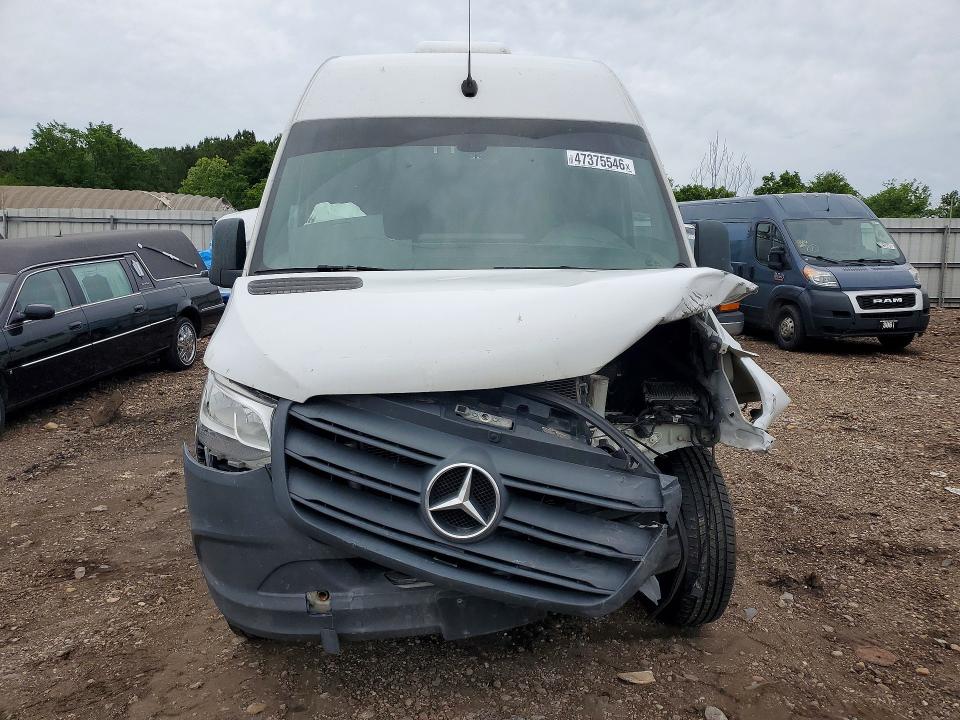 47375546 :رقم المزاد ، W1Y4EDHY6MT069926 vin ، 2021 Mercedes-benz Sprinter مزاد بيع