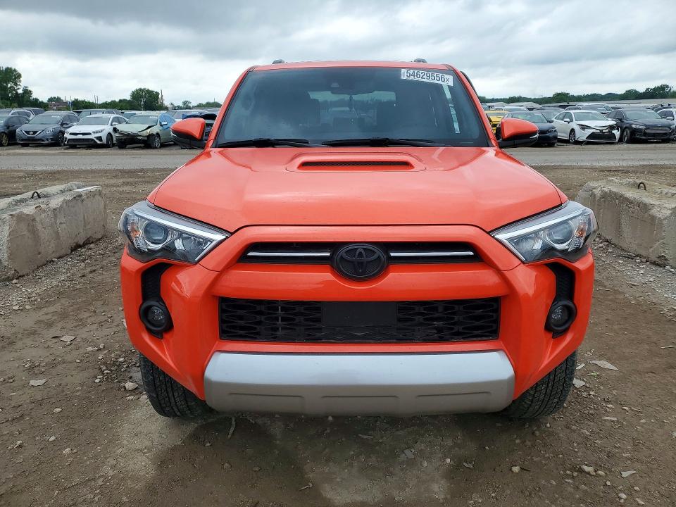 54629556 :رقم المزاد ، JTERU5JR4R6271431 vin ، 2024 Toyota 4runner مزاد بيع