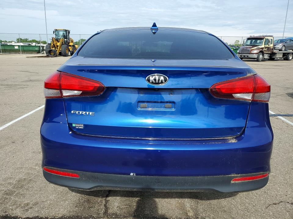 Продаж на аукціоні авто 2018 Kia Forte, vin: 3KPFL4A71JE213889, номер лоту: 52364696